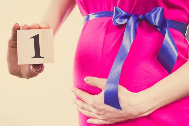 1st month first week pregnancy ke lakshan