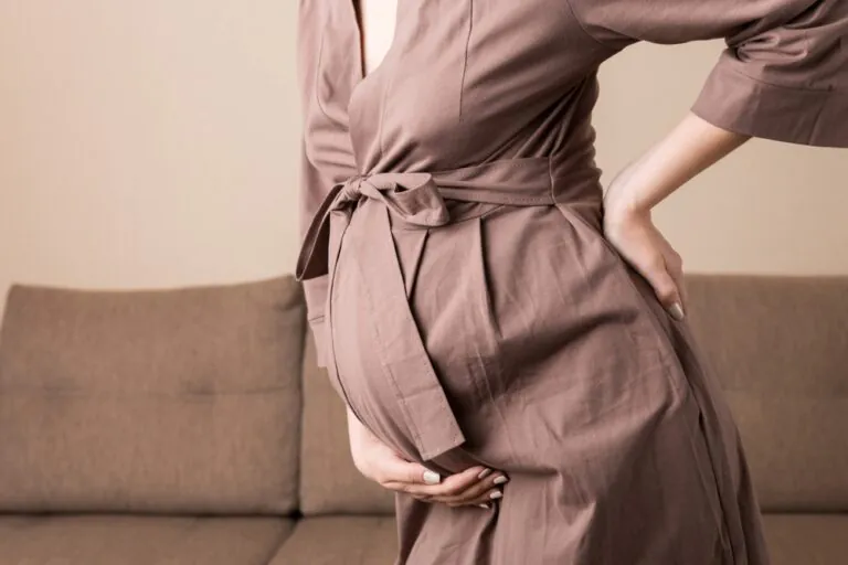 प्रेगनेंसी में पीरियड जैसा दर्द होना क्या है